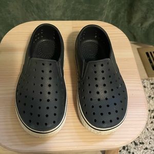 Native Shoes Miles Black